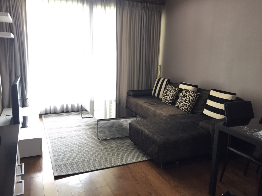 For RentCondoWitthayu, Chidlom, Langsuan, Ploenchit : Beautiful room for rent at The Address Chidlom Condo. There are many rooms in the project. Interested, call it 0645414424.