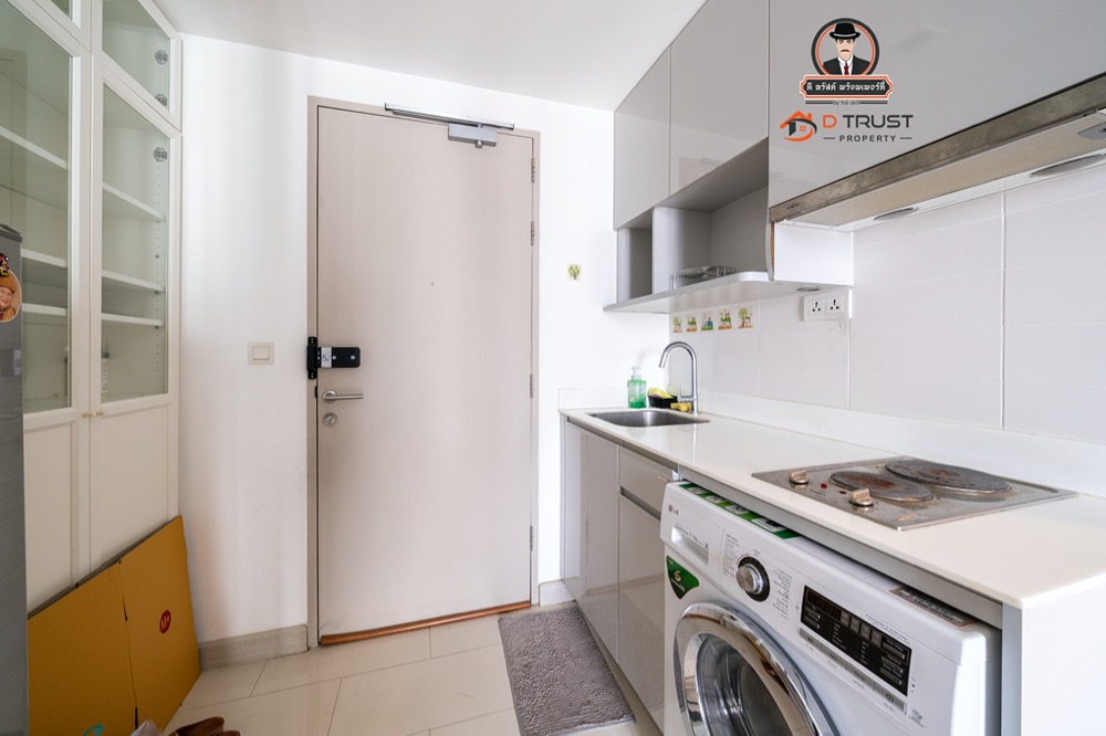 Condo for sale, Ideo Mobi Sathorn, 25th floor, beautiful room, cheap price. Loading...