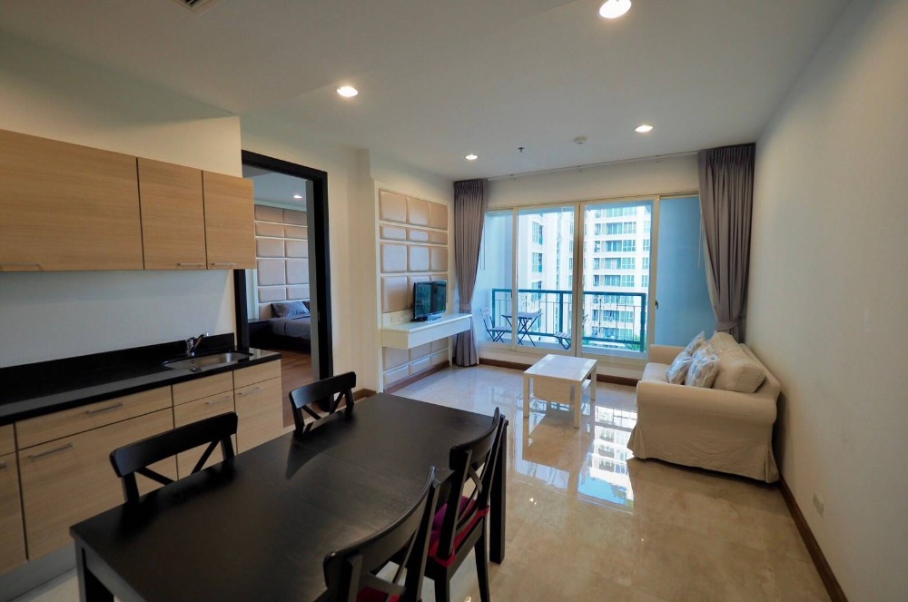 ให้เช่าคอนโดวิทยุ ชิดลม หลังสวน : ให้เช่าห้องสวย กว้าง ทำเลดี The Address Chidlom มีหลายห้องในโครงการ สนใจโทร 0974244615