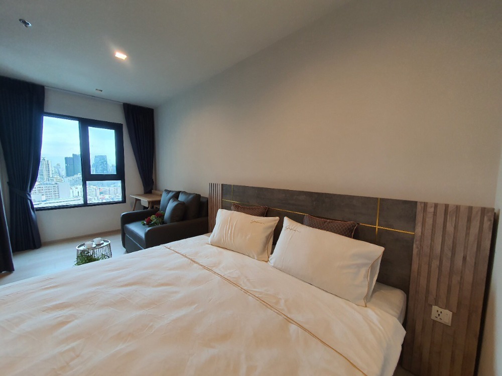 For RentCondoWitthayu, Chidlom, Langsuan, Ploenchit : 1246-A😊 For RENT ให้เช่าห้อง Studio🚄ใกล้ BTS เพลินจิตร เพียง 7 นาที🏢ไลฟ์ วัน ไวเลส Life One Wireless🔔พื้นที่:28.00ตร.ม.💲เช่า:15,000.-บาท📞:099-5919653✅LineID:@sureresidence