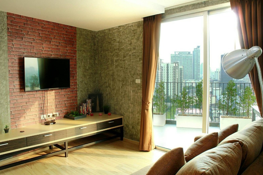 For RentCondoLadprao, Central Ladprao : Haus 23 Ratchada-Ladprao There are rooms available every day. You can make an appointment to see the room. #Add line, reply very quickly. ***Rooms are released very quickly. There are many rooms. Take a screenshot of the room or Copy link. Send Line to in