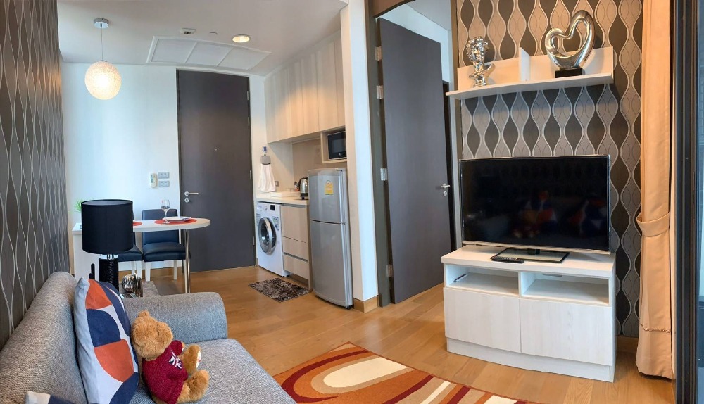 For RentCondoSukhumvit, Asoke, Thonglor : 1493-A😊 RENT เช่า 1 ห้องนอน🚄ใกล้ BTS พร้อมพงษ์🏢เดอะลุมพินี 24 The Lumpini 24🔔พื้นที่:28.00ตร.ม.💲เช่า :30,000.-บาท📞:099-5919653✅LineID:@sureresidence