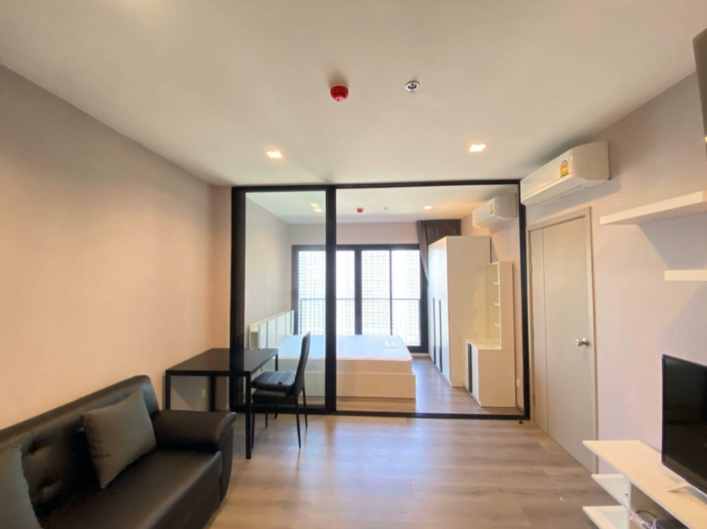 ให้เช่าคอนโดรัตนาธิเบศร์ สนามบินน้ำ พระนั่งเกล้า : ให้เช่าคอนโด politan rive ชั้น 40 ขนาด 31 ตร.ม. วิวแม่น้ำ เฟอร์นิเจอร์ครบพร้อมอยู่(ห้องใหม่)