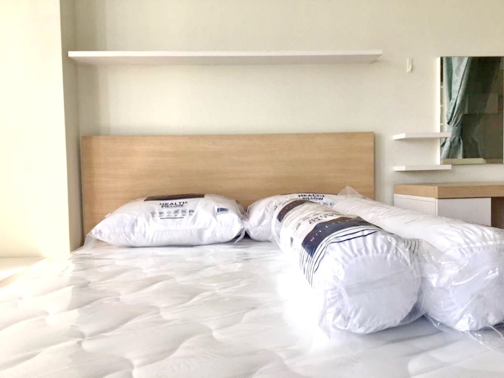 For SaleCondoRatchadapisek, Huaikwang, Suttisan : 1838-A😊😍 For RENT &amp; SELL ให้เช่าและขาย 1 ห้องนอน🚄ใกล้ MRT สุทธิสาร🏢ไลฟ์ แอท รัชดา-สุทธิสาร Life @ Ratchada-Sutthisan🔔พื้นที่:41.00ตร.ม.💲เช่า:11,000.-บาท💲ขาย:4,500,000.-บาท📞099-5919653✅LineID:@sureresidence