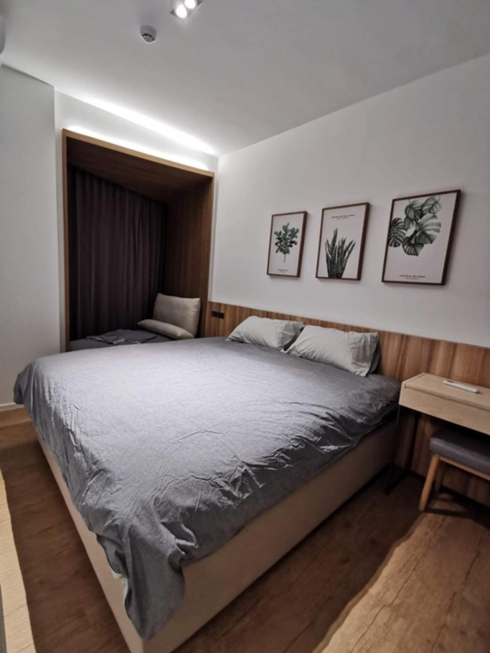 ให้เช่าคอนโดสยาม จุฬา สามย่าน : 🔥Available Now🔥Triple Y Residence 2-2BR 68sqm.  ตกแต่ง เครื่องใช้ไฟฟ้าครบ พร้อมอยู่ 082-459-4297