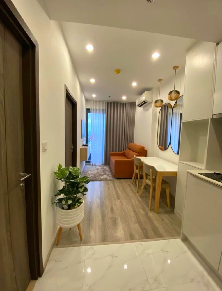 For RentCondoOnnut, Udomsuk : IDEO Mobi Sukhumvit 66 H18262 Line ID : @condobkk (with @ too)