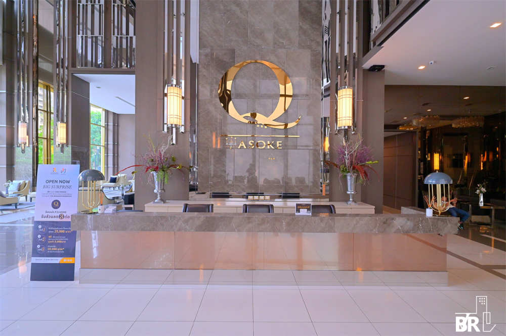 For SaleCondoRama9, Petchburi, RCA : [Sale] Q Asoke 30sq.m. 10Floor Studio South Furnished Valueroom Cityview