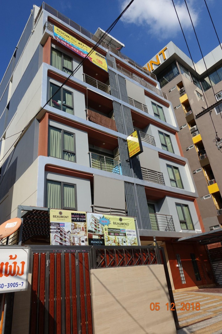 For RentCondoRatchadapisek, Huaikwang, Suttisan : Apartment for rent Beaumont Mansion, near MRT Sutthisan station, only 100 meters.