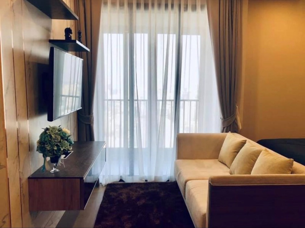 ให้เช่าคอนโดสุขุมวิท อโศก ทองหล่อ : 3047-A😊For RENT ให้เช่า 1 ห้องนอน🚄ใกล้ MRT สุขุมวิท🏢แอชตัน อโศก Ashton Asoke🔔พื้นที่:34.23ตร.ม.💲เช่า:30,000฿📞O88-7984117,O65-9423251✅LineID:@sureresidence