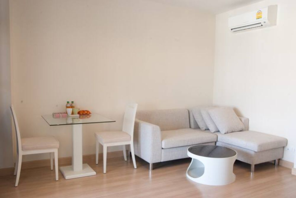 For RentCondoLadprao, Central Ladprao : 2133-A😊 For RENT 1 bedroom for rent 🚄 near BTS Ladprao Intersection 🏢 Life @ Ladprao 18 Life @ Ladprao 18🔔 Area: 42.00 sq.m. Rent: 13,000 ฿ 📞O86-454O477, O99-5919653✅ LineID: @sureresidence