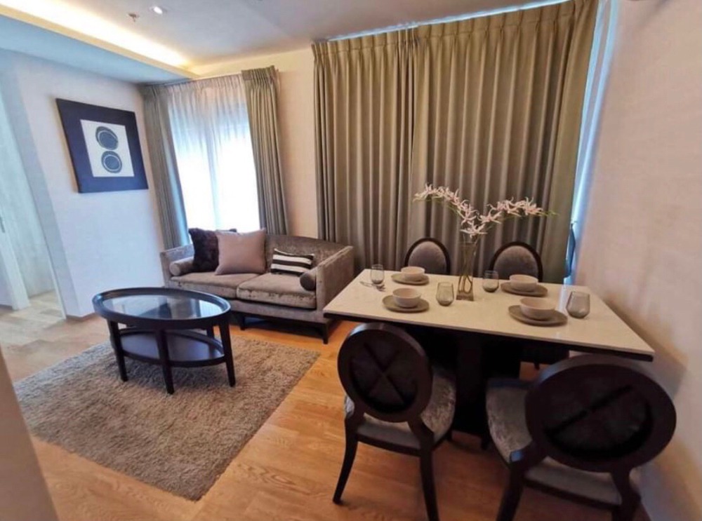 ให้เช่าคอนโดสุขุมวิท อโศก ทองหล่อ : 3142-A😊 For RENT ให้เช่า 2 ห้องนอน🚄 ใกล้ BTS พร้อมพงษ์🏢เอช สุขุมวิท 43 H Sukhumvit 43🔔พื้นที่:59.14 ตร.ม.💲เช่า:55,000฿📞O88-7984117,O65-9423251✅LineID:@sureresidence