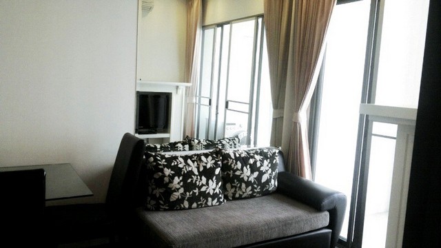 For RentCondoRatchathewi,Phayathai : Ideo Q Phayathai for rent, 36 sqm, 12th floor, back view, beautiful decoration, next to BTS Phayathai BTS