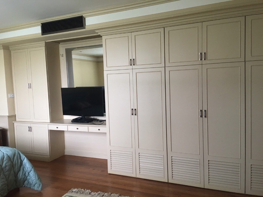 Condo for rent :Somkid Gardens Type : 3 Bedroom 3 Bathroom  Size : 211 Sq.m  Floor : 6 Rent price 75,000 baht/month Loading...