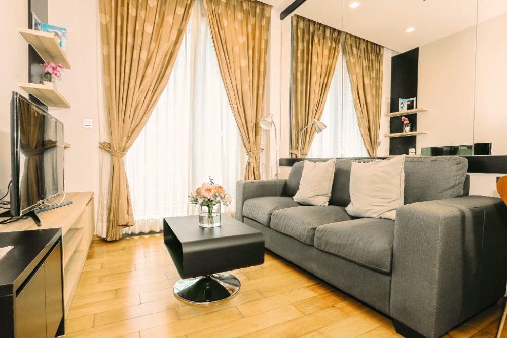 ให้เช่าคอนโดสุขุมวิท อโศก ทองหล่อ : 3226😊 For RENT ให้เช่า 1 ห้องนอน🚄ใกล้ BTS ทองหล่อ🏢คีนน์ บาย แสนสิริ Keyne by sansiri🔔พื้นที่:35.00ตร.ม.💲เช่า:28,000฿📞O99-5919653,065-9423251✅LineID:@sureresidence