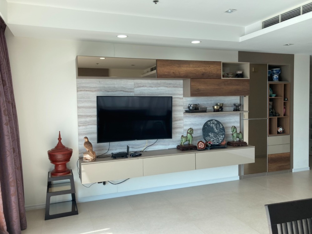 ให้เช่าคอนโดวงเวียนใหญ่ เจริญนคร : 3287-A😊😍 For RENT&SELL  ให้เช่าและขาย 2 ห้องนอน🚄ใกล้ BTS กรุงธนบุรี🏢เดอะ ริเวอร์ The River🔔พื้นที่:113.00ตร.ม.💲เช่า:60,000฿💲ขาย:17,500,000฿📞O88-7984117,O65-9423251✅LineID:@sureresidence
