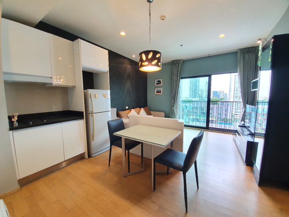 ให้เช่าคอนโดสุขุมวิท อโศก ทองหล่อ : 1 Bedroom at Noble Reveal