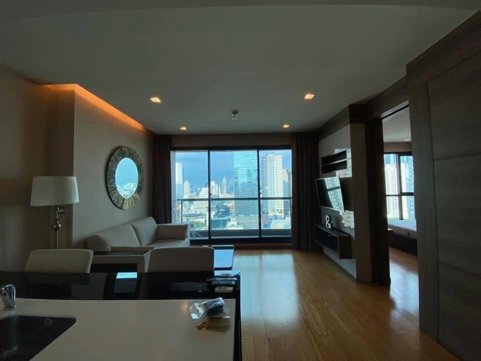 For SaleCondoSathorn, Narathiwat : Condo for sell The address sathorn Type 1 bedroom 1 bathroom  Size 55 sq.m. Floor 24