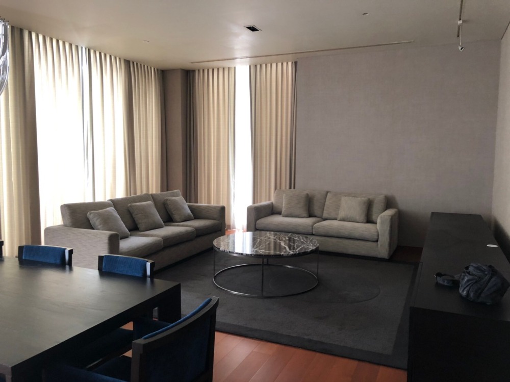 For RentCondoSathorn, Narathiwat : Condo for rent The Sukhothai Residence Type 3 bedroom 4 bathroom Size 240 sq.m. Floor 10