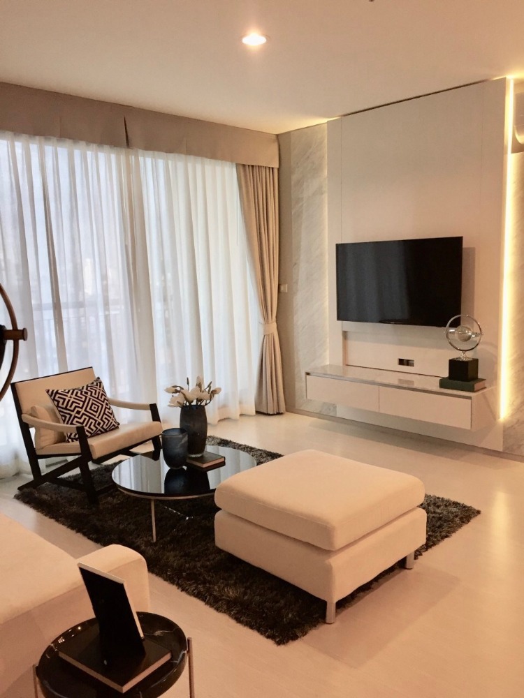 ให้เช่าคอนโดสุขุมวิท อโศก ทองหล่อ : คอนโดให้เช่า Rhythm Sukhumvit 42 ประเภท 2 ห้องนอน 2 ห้องน้ำ ขนาด 77.93 ตร.ม. ชั้น 19