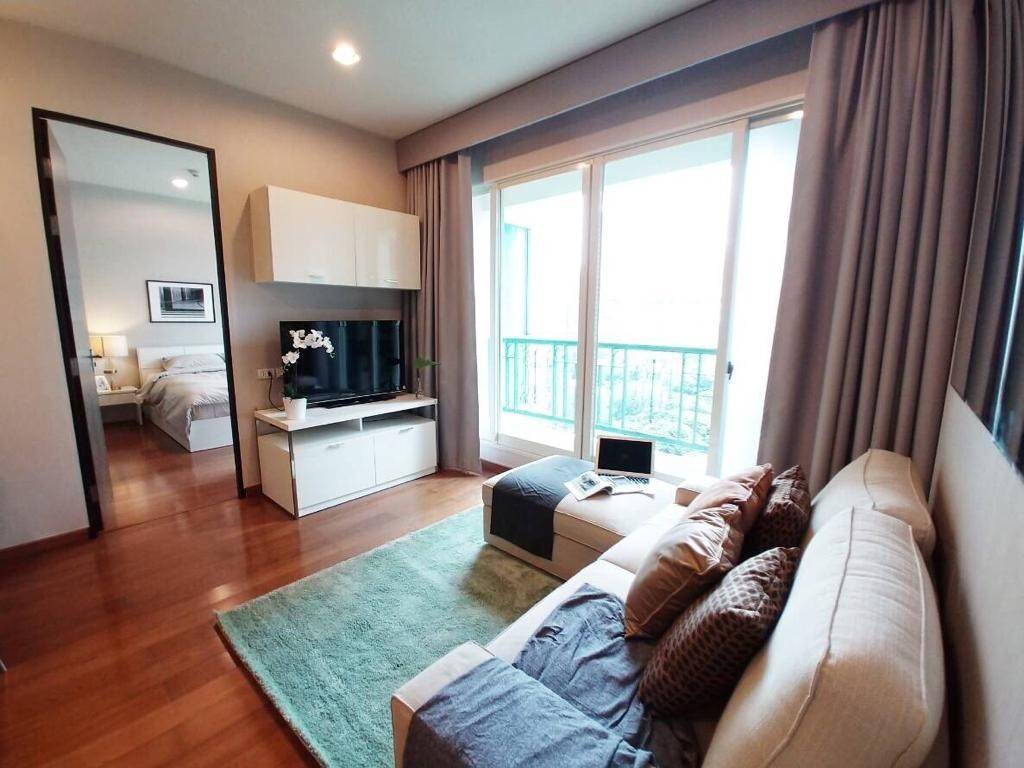 For RentCondoWitthayu, Chidlom, Langsuan, Ploenchit : For Rent The Address Chidlom Nice and Pretty Unit0645414424