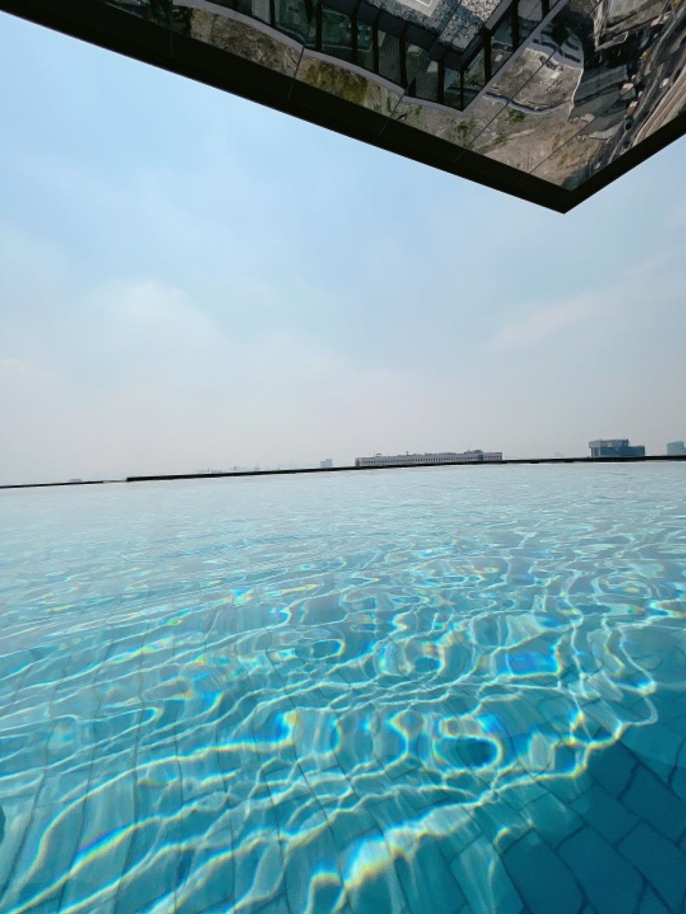For SaleCondoKasetsart, Ratchayothin : Selling at a loss, cheap installment 9,000/month, free down payment 0 baht, new room from the project You can drag your luggage in, complete, the cheapest, selling at a loss.