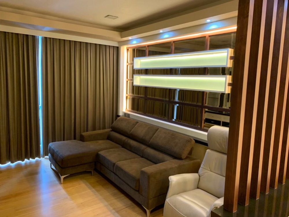 For RentCondoNana, North Nana,Sukhumvit13, Soi Nana : 🌟 for rent : Hyde Sukhumvit 13 2 bedroom 2 bathroom 110 sq.m. price 80,000 THB/month Fully furnished  Ready move in near BTS!! 🌟