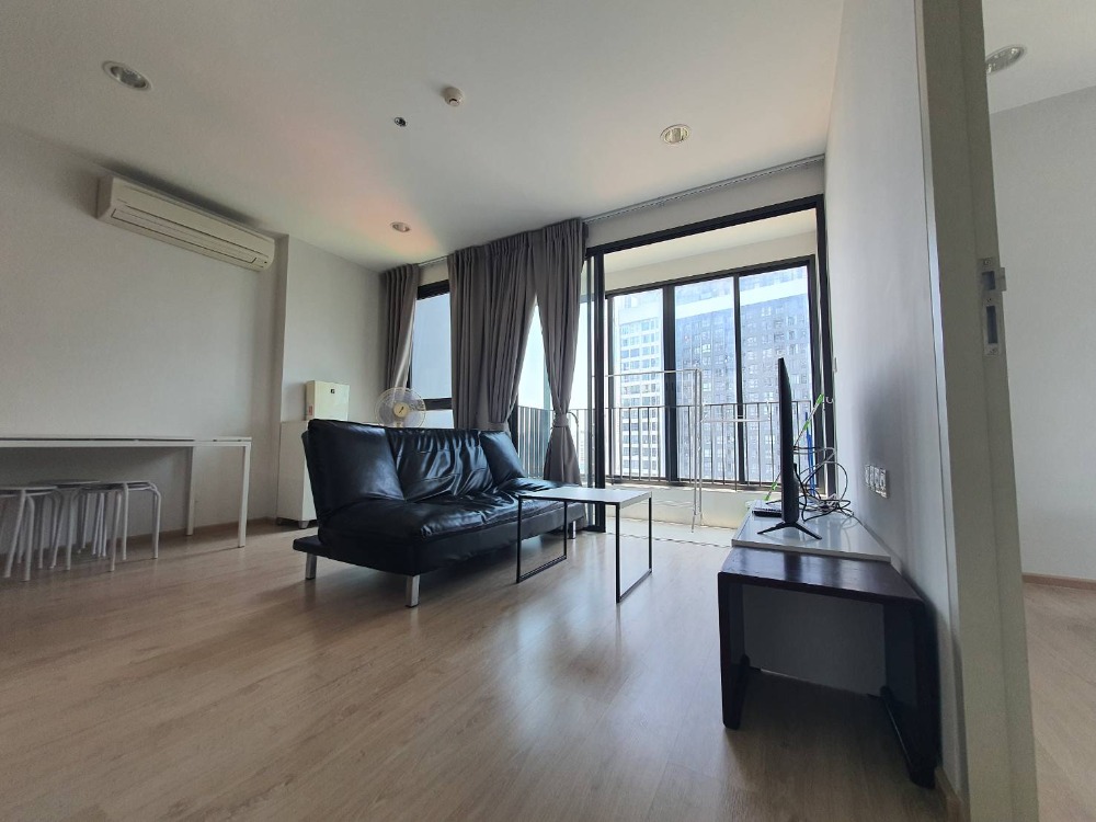 For RentCondoRatchathewi,Phayathai : 2-bedroom for rent, near BTS Ratchathewi, fully furnished, special price 27,000/m