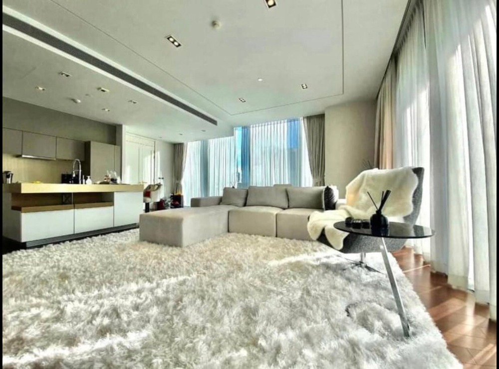 🌟The Marque for sell 50MB. 2 bedroom 3 bathroom 138 sq.m. fl.12 Fully furnished, Ready move in near BTS Phromphong🌟 Loading...