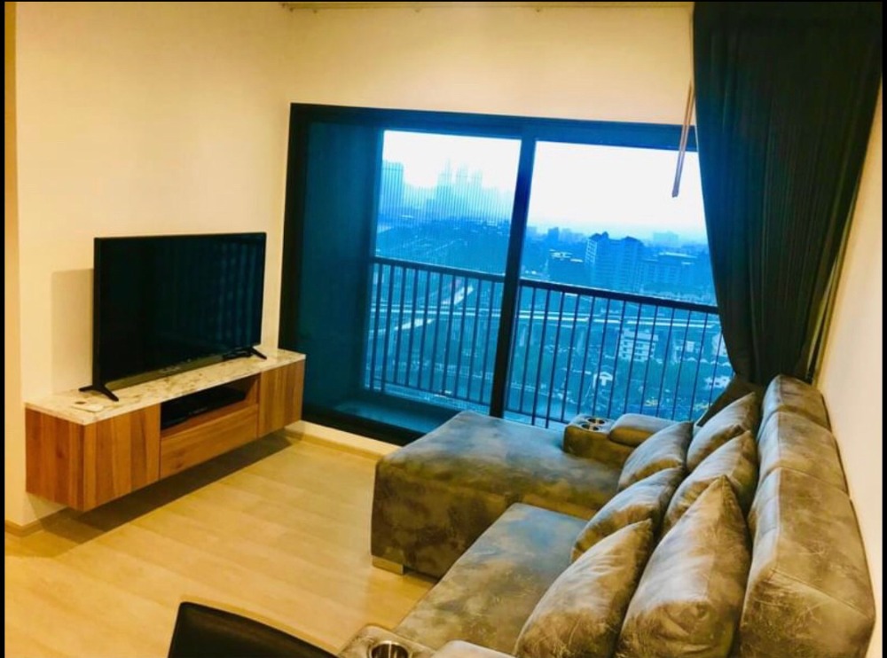 ให้เช่าคอนโดอ่อนนุช อุดมสุข : Life Sukhumvit 48 ให้เช่า 2 ห้องนอน 60 ตร.ม. ชั้น 24 เฟอร์ครบพร้อมอยู่ ระเบียงใหญ่ วิวสวย เห็นโค้งแม่น้ำเจ้าพระยา ใกล้ BTS พระโขนงเดินได้ 700ม.
