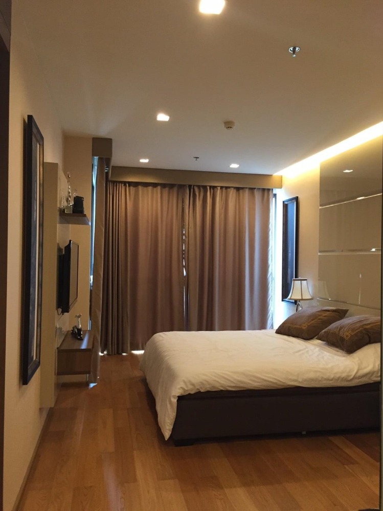 ขายคอนโดสาทร นราธิวาส : ขายด่วนราคาพิเศษ The Address Sathorn ห้องใหญ่ พร้อมอยู่ ติดBTS