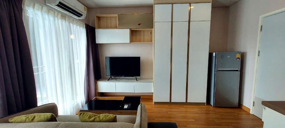 For RentCondoRama3 (Riverside),Satupadit : Ready to rent Lumpini Place Ratchada-Sathu, high floor, very well decorated. Fully furnished Ready to move in.