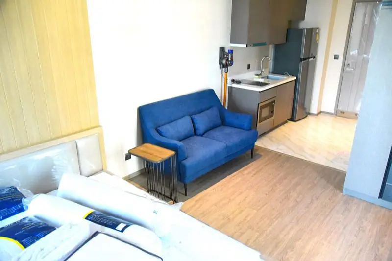 Rhythm Ekkamai H9814  **Line ID: @condo899 (with @ too) Please send us a line for site viewing Loading...