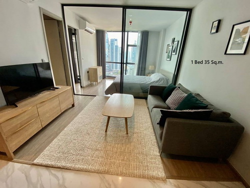 For RentCondoSukhumvit, Asoke, Thonglor : 6409-045 Condo for rent, Asoke, Phrom Phong, BTS Ekkamai, RHYTHM Ekkamai, 1 bedroom.