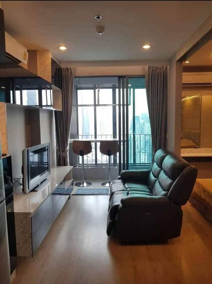 For RentCondoSiam Paragon ,Chulalongkorn,Samyan : Condo for rent, special price, Ideo Q Chula-Samyan, good location, convenient transportation, fully furnished