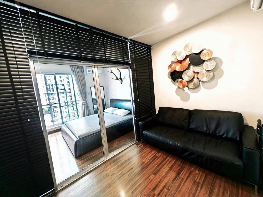 For RentCondoSathorn, Narathiwat : Condo for rent, Supalai Lite Sathorn-Charoenrat, pool view, 1 bedroom, 16th floor, area 35.5 sq m, decorated, ready to move in. Monthly rent 12,000 baht* (selling for 3.2 million baht)