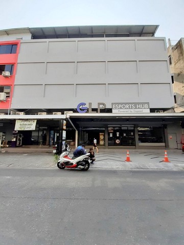 ss122ID8724232 ให้เซ้งเหมา 10 คูหา ไปบริการกิจการต่อ ระยะเวลา 30 ปี Loading...