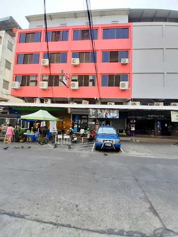 ss122ID8724232 ให้เซ้งเหมา 10 คูหา ไปบริการกิจการต่อ ระยะเวลา 30 ปี Loading...