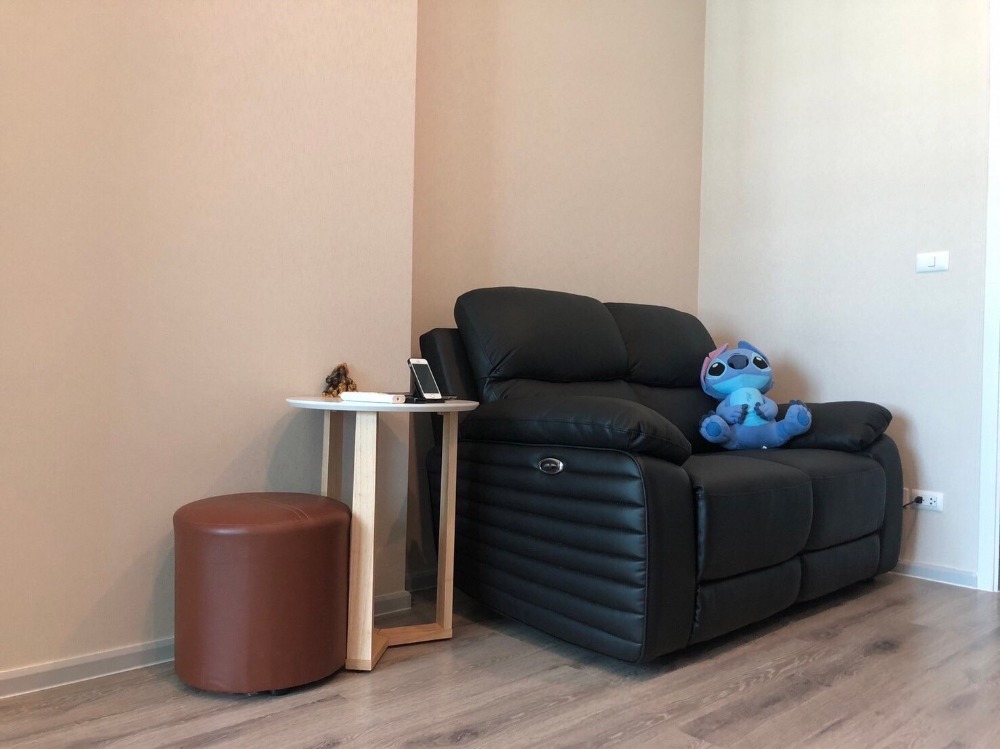 ขายคอนโดรามคำแหง หัวหมาก : S_KBR125 ไนท์บริดจ์ รามคำแหง 32 ตรม. ชั้น 21 กั้นนอน 3.47 ล้าน 064-959-8900