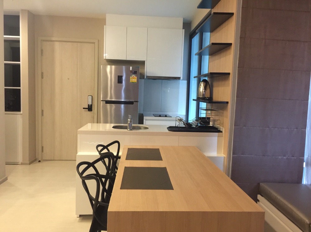 ให้เช่าคอนโดสุขุมวิท อโศก ทองหล่อ : ให้เช่าคอนโดราคาพิเศษ Rhythm Sukhumvit 42 ทำเลดี เดินทางสะดวก เฟอร์ครบ