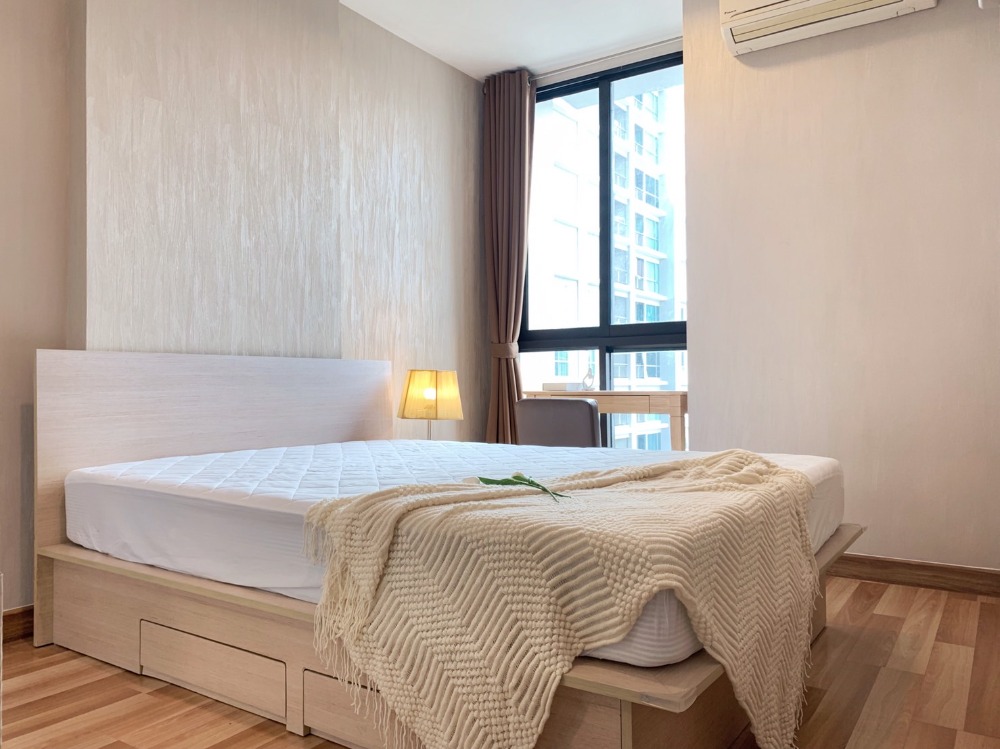 PSS_Ideo รัชดา-ห้วยขวาง ชั้น10 แต่งครบ มีอ่างอาบน้ำ walk-in closet ติด MRT มี Max Value 24 ชม. Loading...