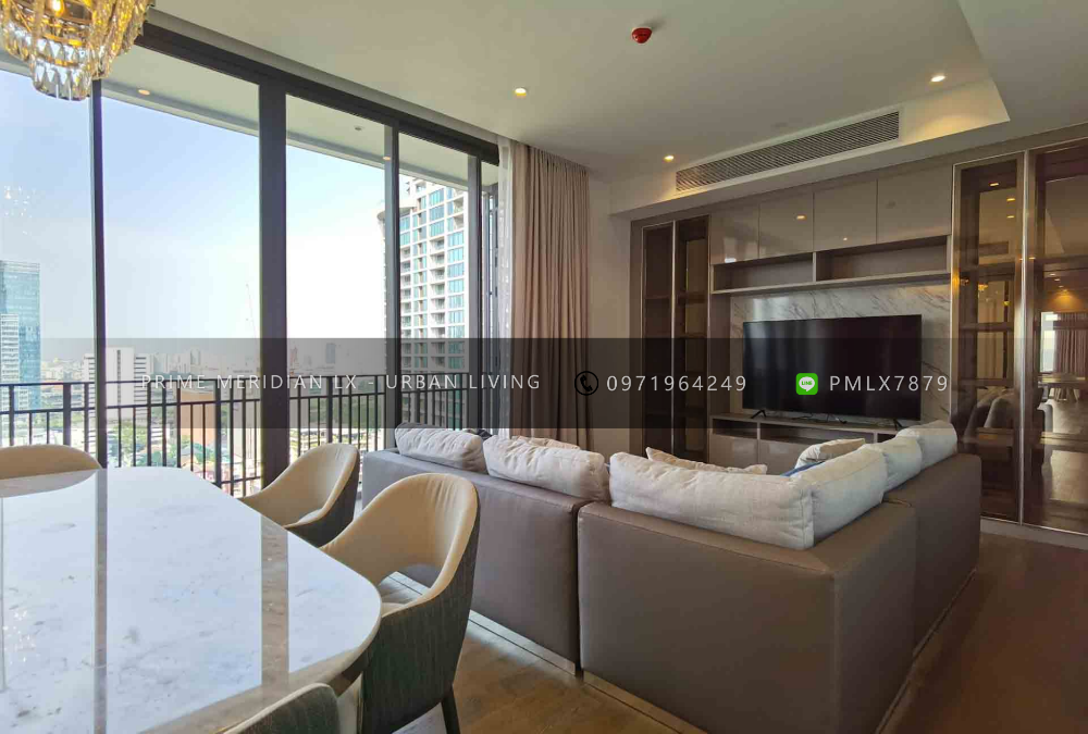 Muniq Langsuan - Beautifully Furnished 2 Bed, Stunning views of Lumphini Park Loading...