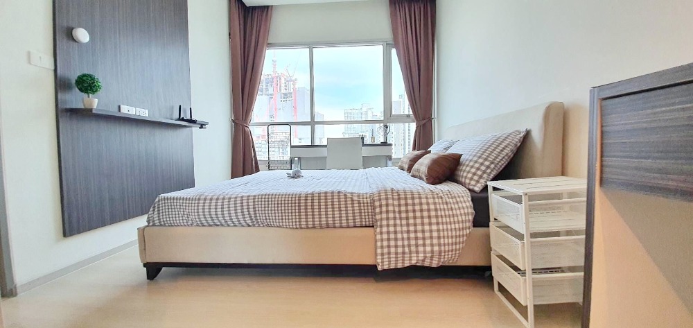 For RentCondoRatchadapisek, Huaikwang, Suttisan : 6154♛ 2 bedroom rental ♙ Life Ratchadaphisek ♜MRT Huai Khwang ∞099-5919653,065-9423251🜲Line@surreside