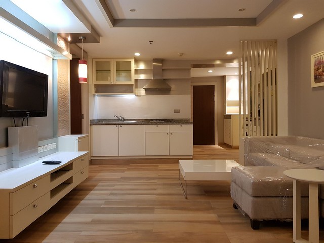 For RentCondoNana, North Nana,Sukhumvit13, Soi Nana : THE TRENDY Condo, complete in one with residences, offices and shopping plazas