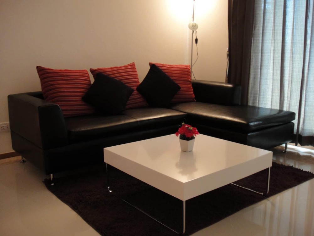 For RentCondoSathorn, Narathiwat : Condo for rent, special price, The Empire Place, good location, convenient transportation, fully furnished