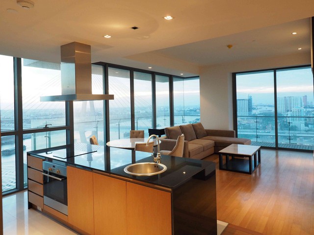 ให้เช่าคอนโดพระราม 3 สาธุประดิษฐ์ : Condo The Pano Rama 3 is a High Rise condo in front of the Chao Phraya River