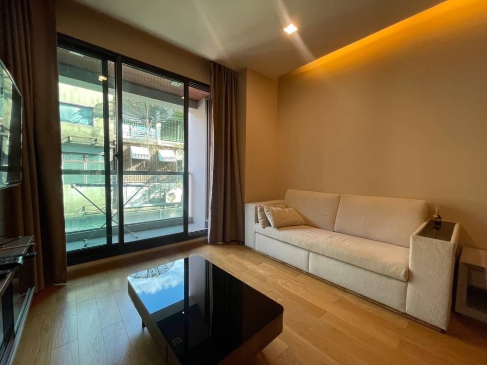 For RentCondoSathorn, Narathiwat : for rent The Address sathorn 56sqm super deal !! 🧡