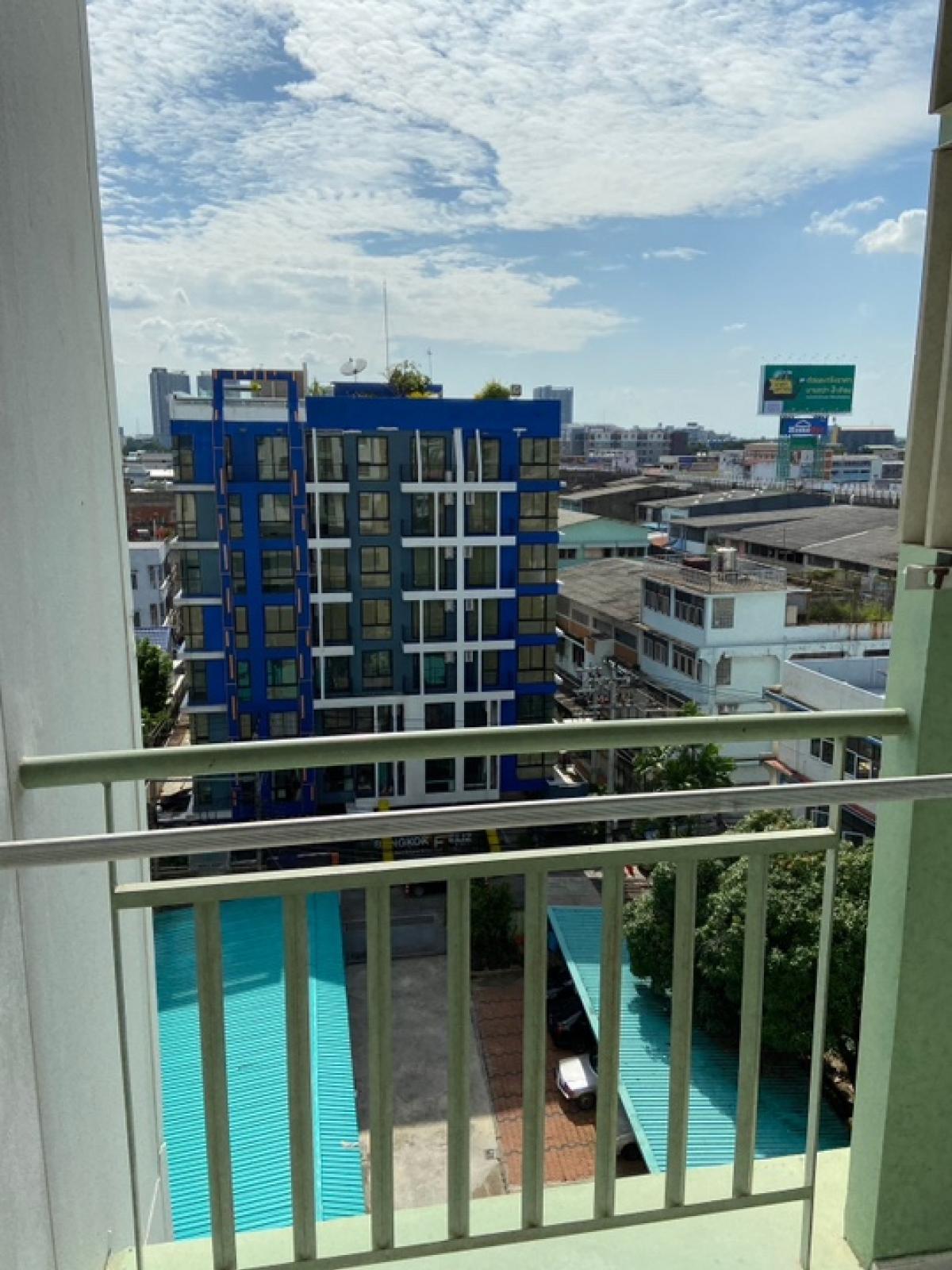For RentCondoBang kae, Phetkasem : Condo for rent, Lumpini Ville Bang Khae, mrt 50 meters, size 35sq m, 1 bedroom, 1 bathroom, price 8,500/ month, call 093-028-1245id line:properagency
