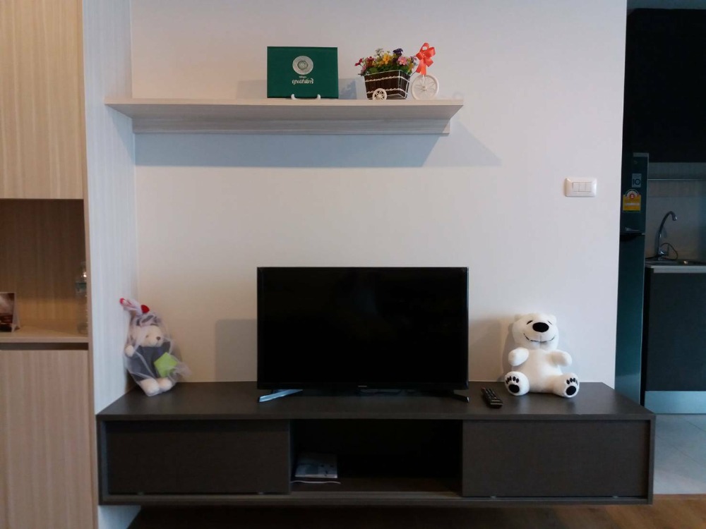 For RentCondoChaengwatana, Muangthong : Condo for rent, Hallmark Chaengwattana, no. 45/85.