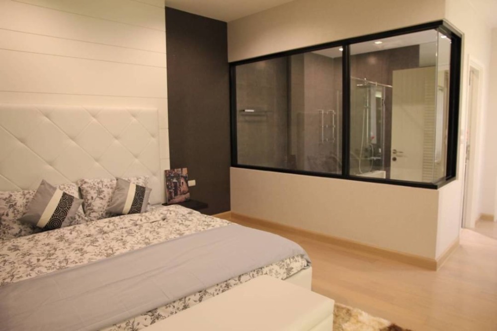 For RentCondoWongwianyai, Charoennakor : Condo for rent Urbano Absolute Sathon-Taksin. All facilities are ready!!