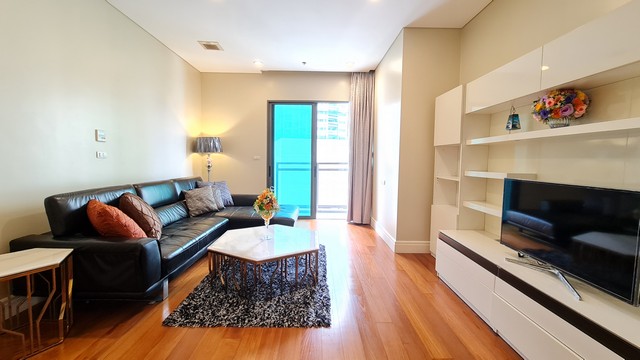 For RentCondoSukhumvit, Asoke, Thonglor : Condo Bright Sukhumvit 24 near BTS Phrom Phong, department stores, schools and hospitals
